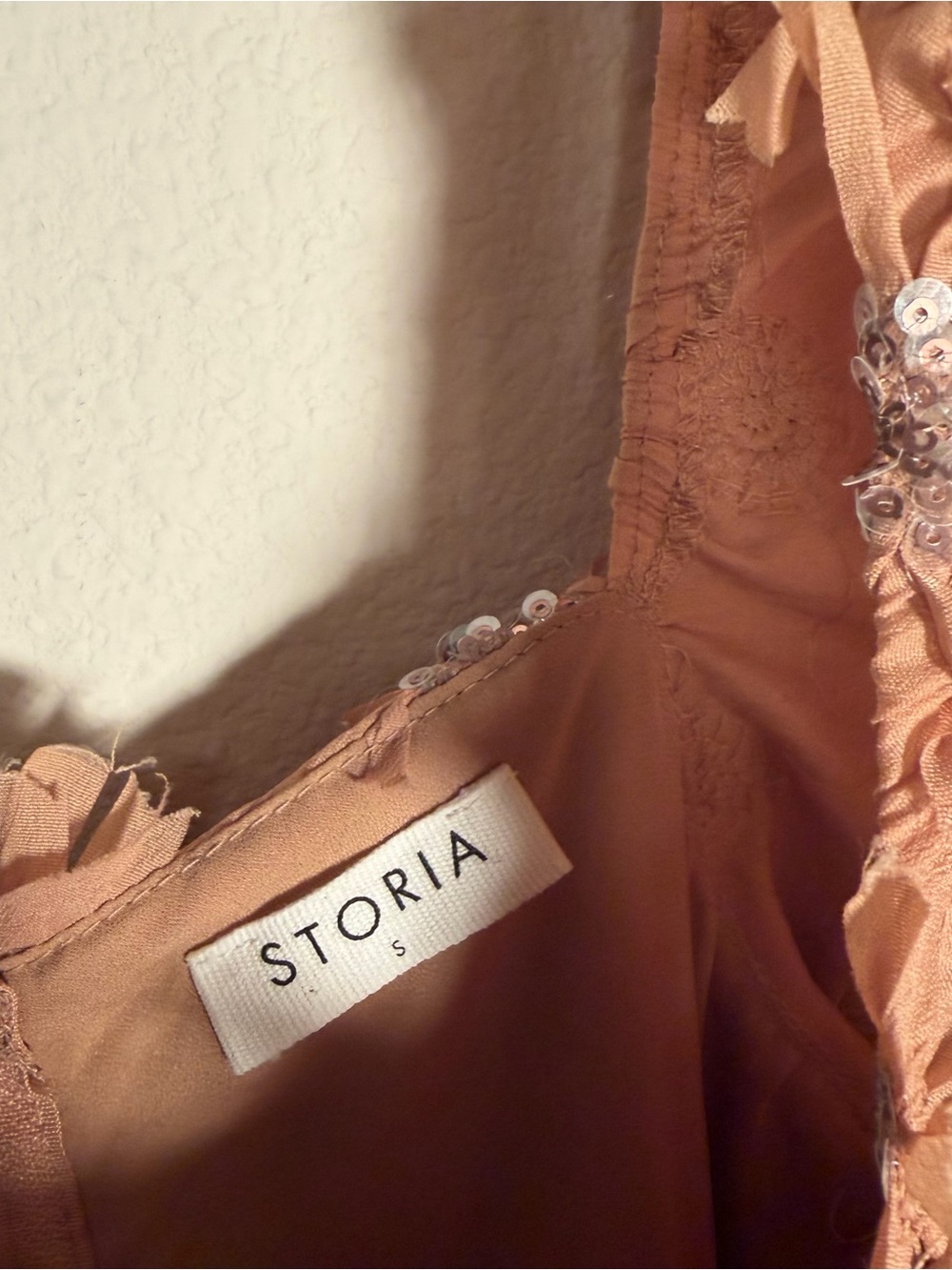Storia Tan Floral Puff Sleeve Mini Dress - Picture 10 of 12